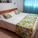 1 Bedroom With Airconditioning And Bath - Max 4 Guests Lägenhet *