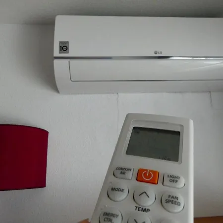 1 Bedroom With Airconditioning And Bath - Max 4 Guests Апартаменты Бенидорм