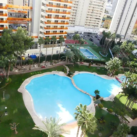 Апартаменты 1 Bedroom With Airconditioning And Bath - Max 4 Guests Бенидорм